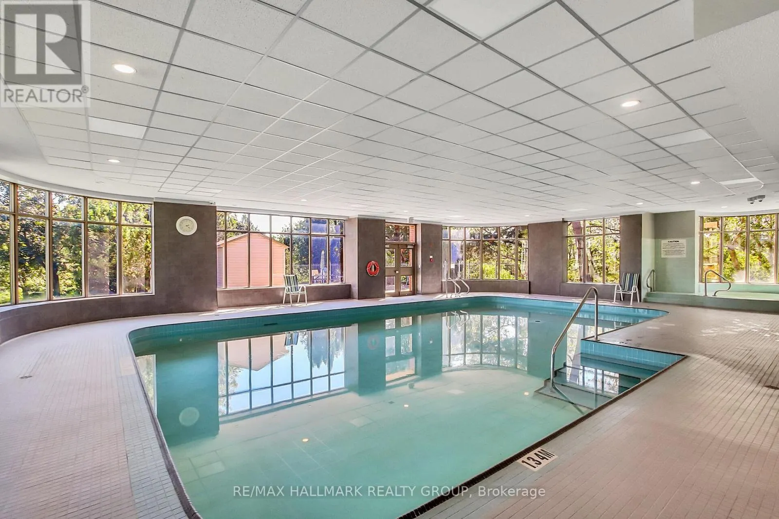 606 - 100 GRANT CARMAN DRIVE