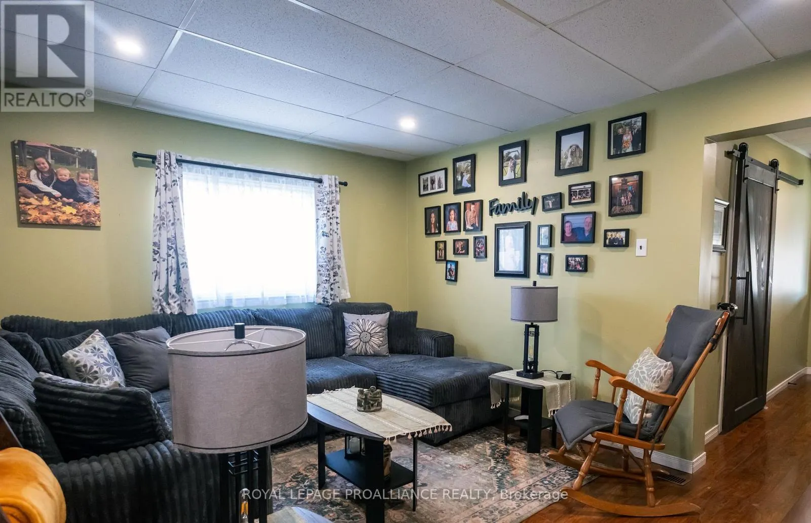 42 PRINCE OF WALES DRIVE