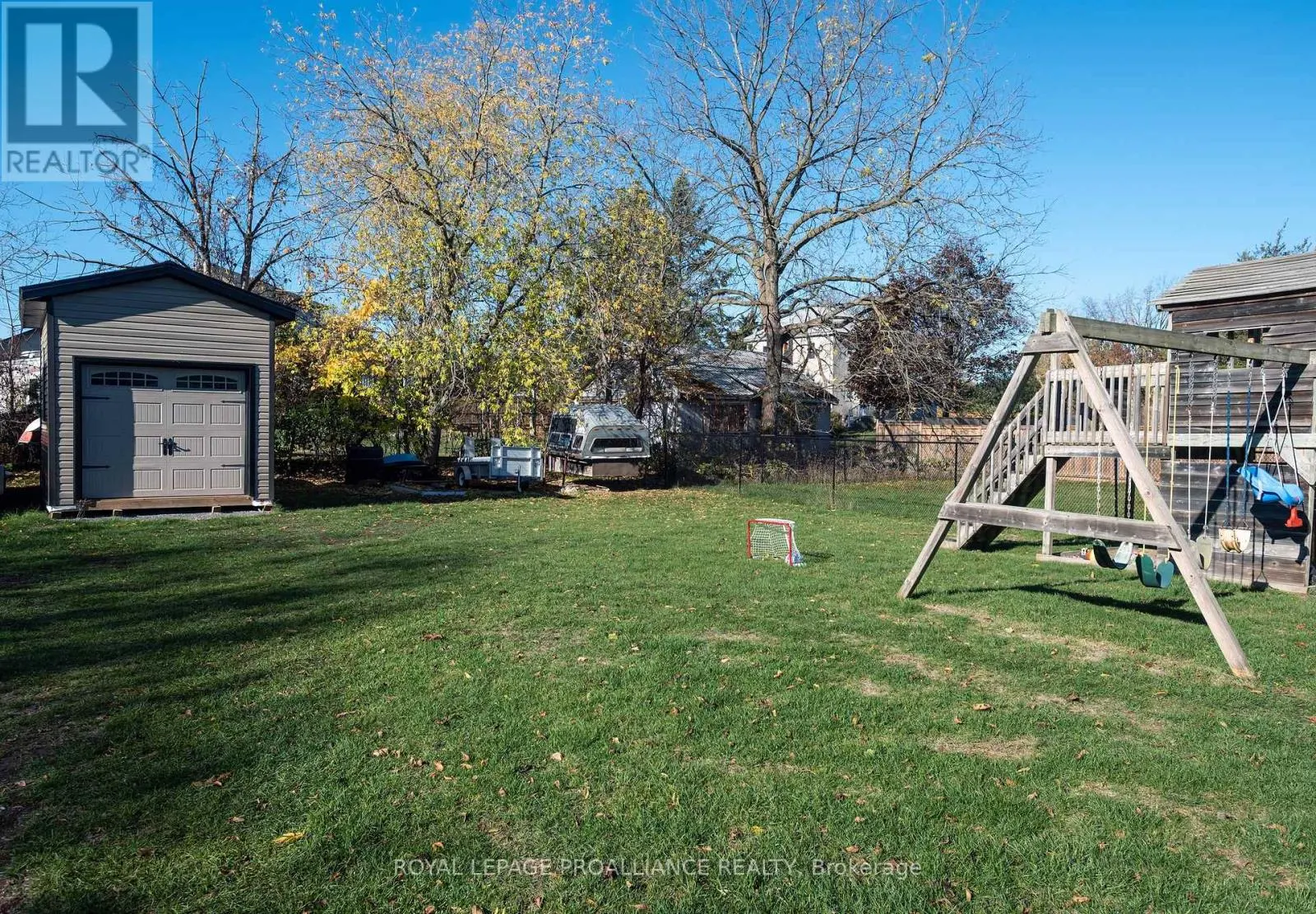 42 PRINCE OF WALES DRIVE