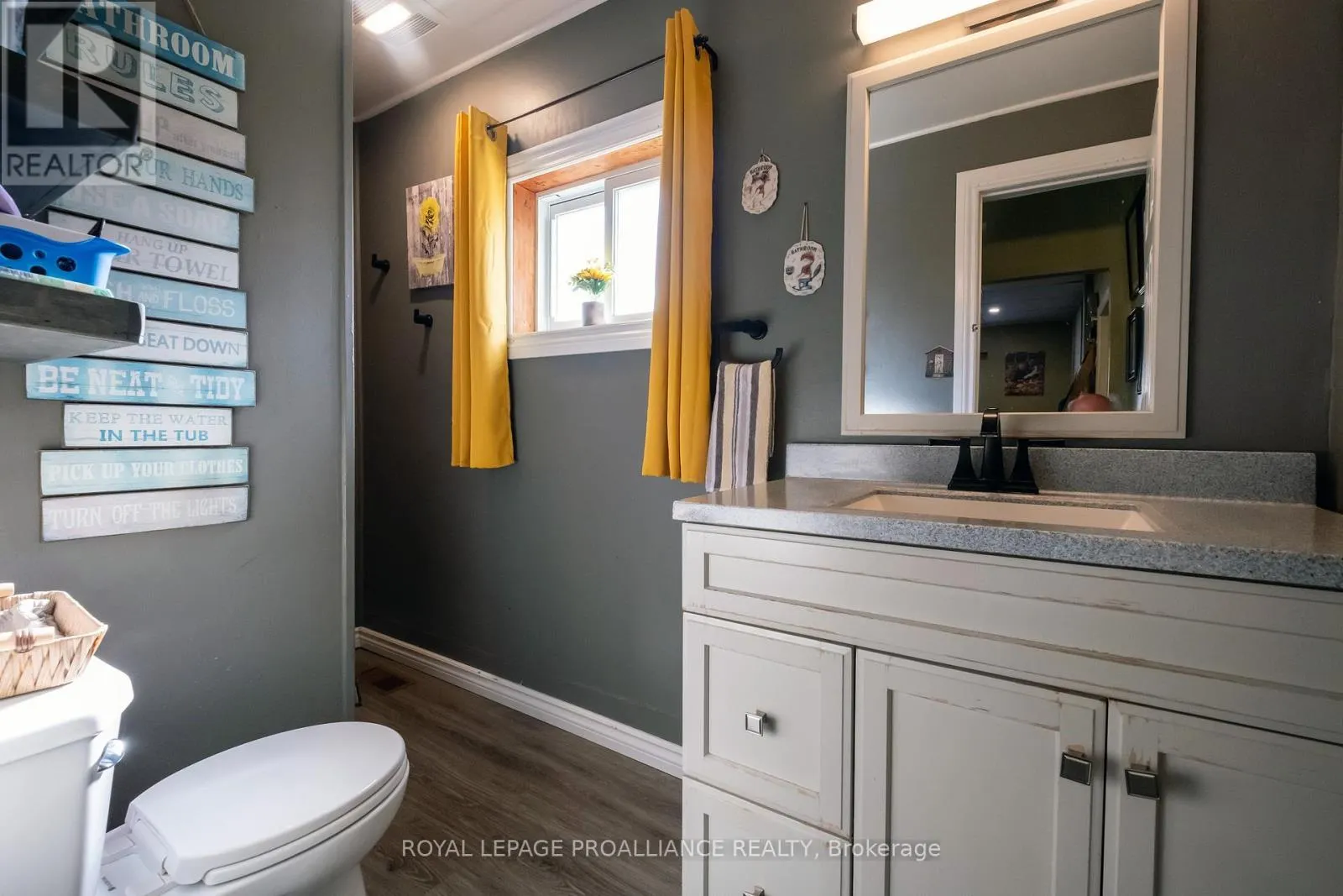 42 PRINCE OF WALES DRIVE