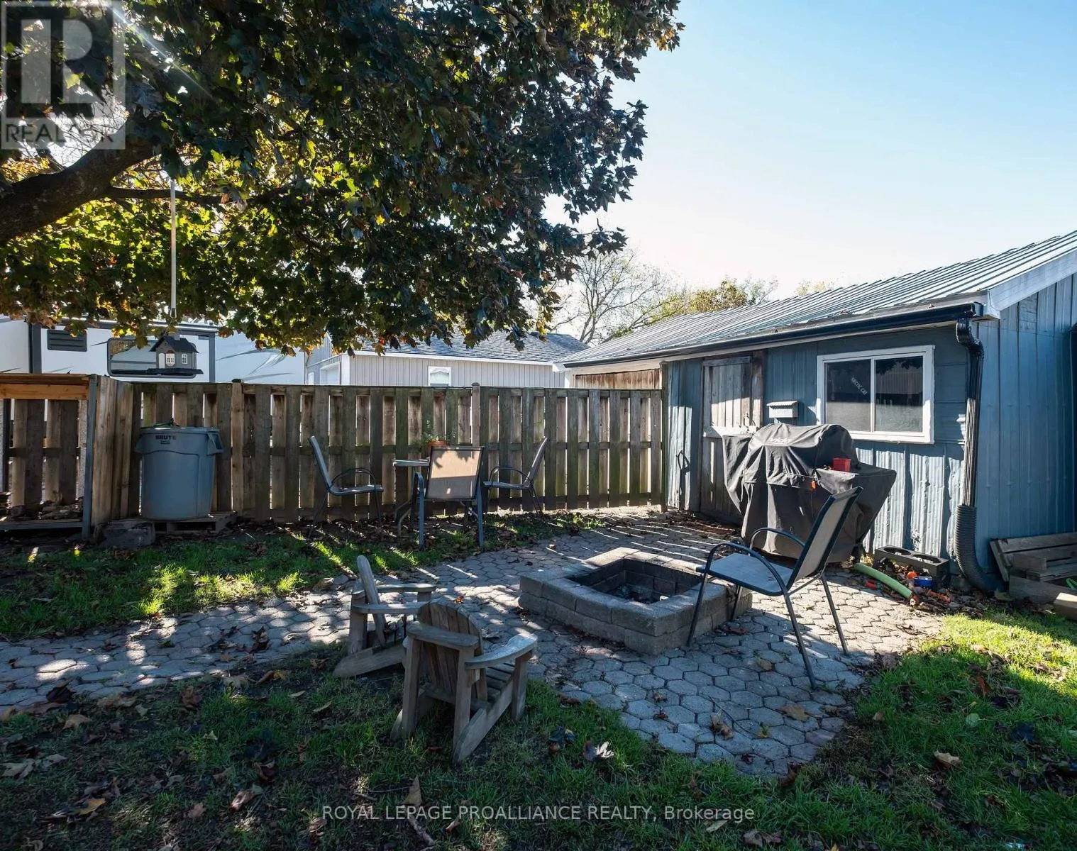 42 PRINCE OF WALES DRIVE