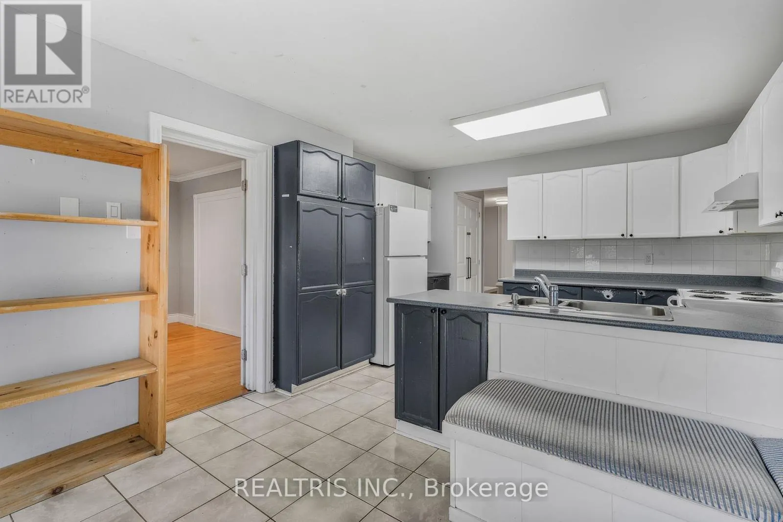 1905 DES EPINETTES AVENUE