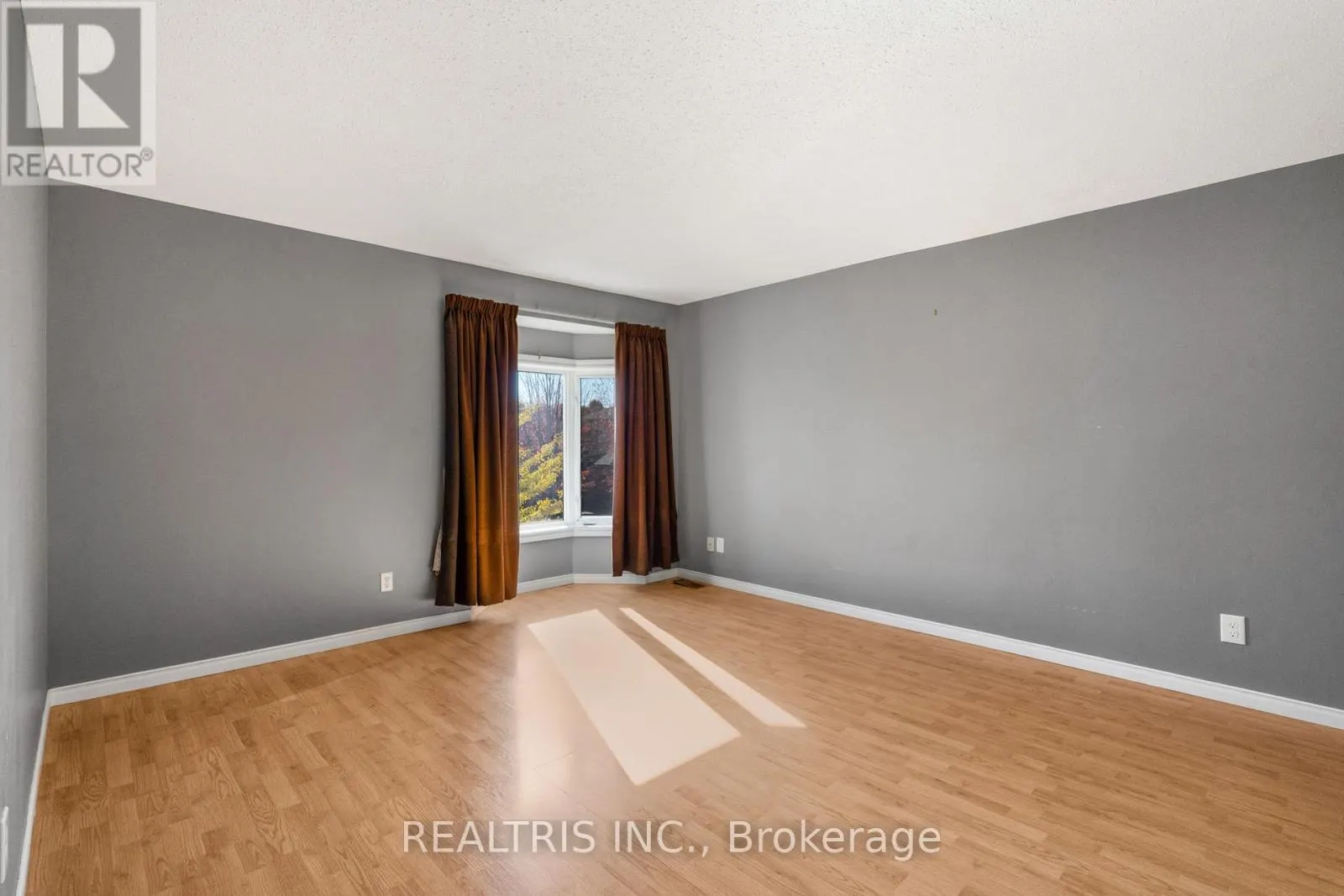 1598 MEADOWFIELD PLACE