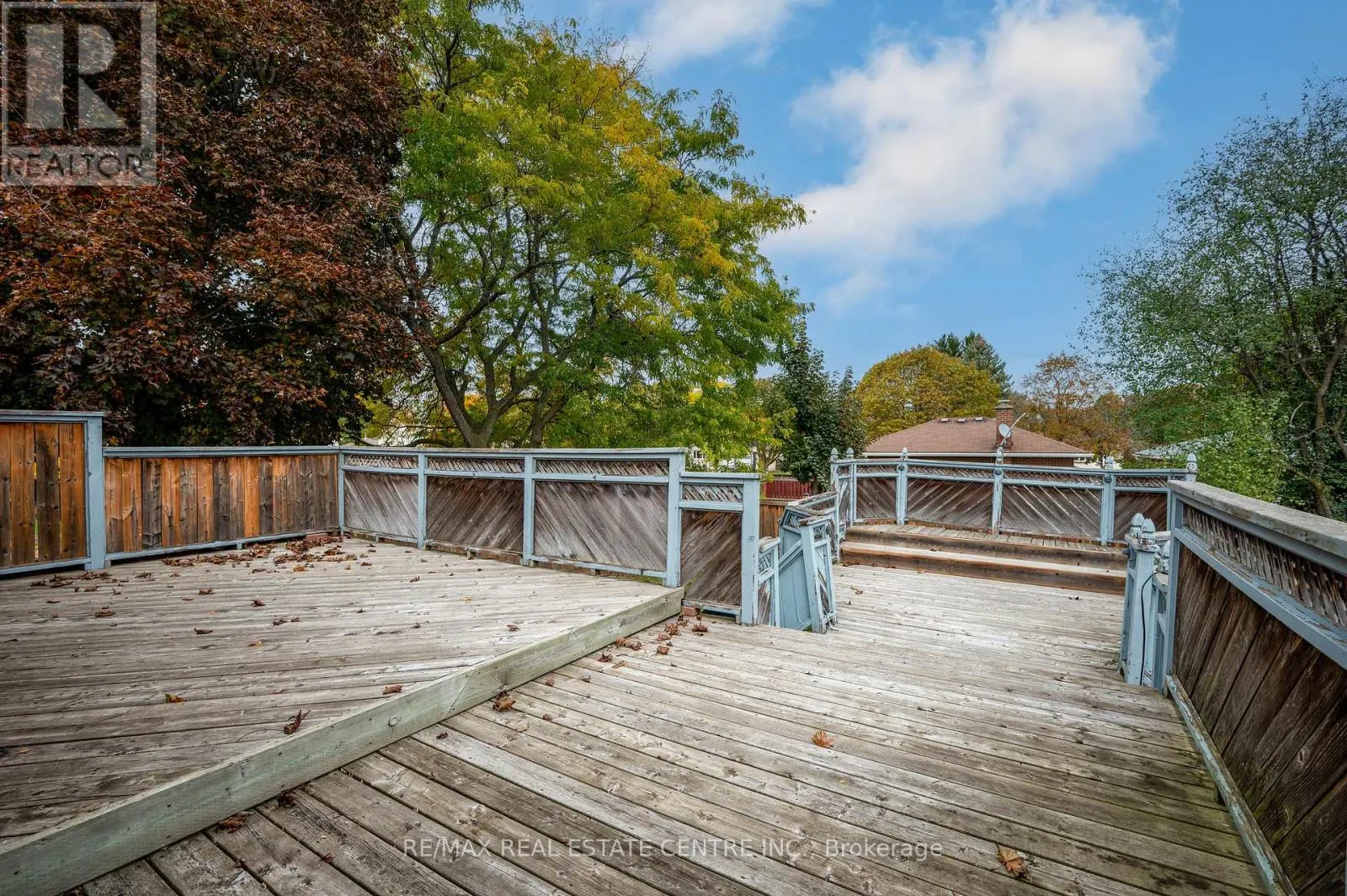 18 KINGSTON CRESCENT