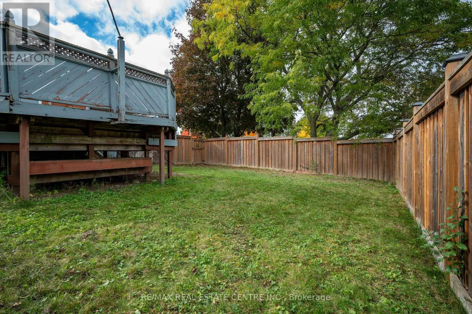 18 KINGSTON CRESCENT