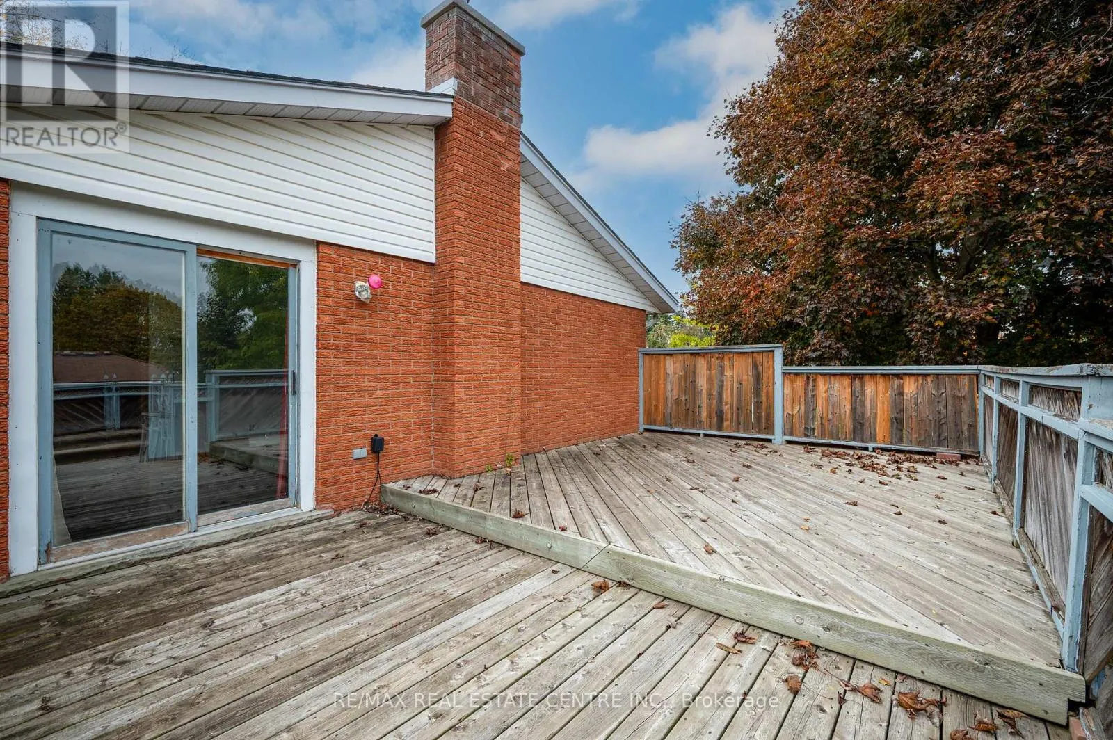 18 KINGSTON CRESCENT