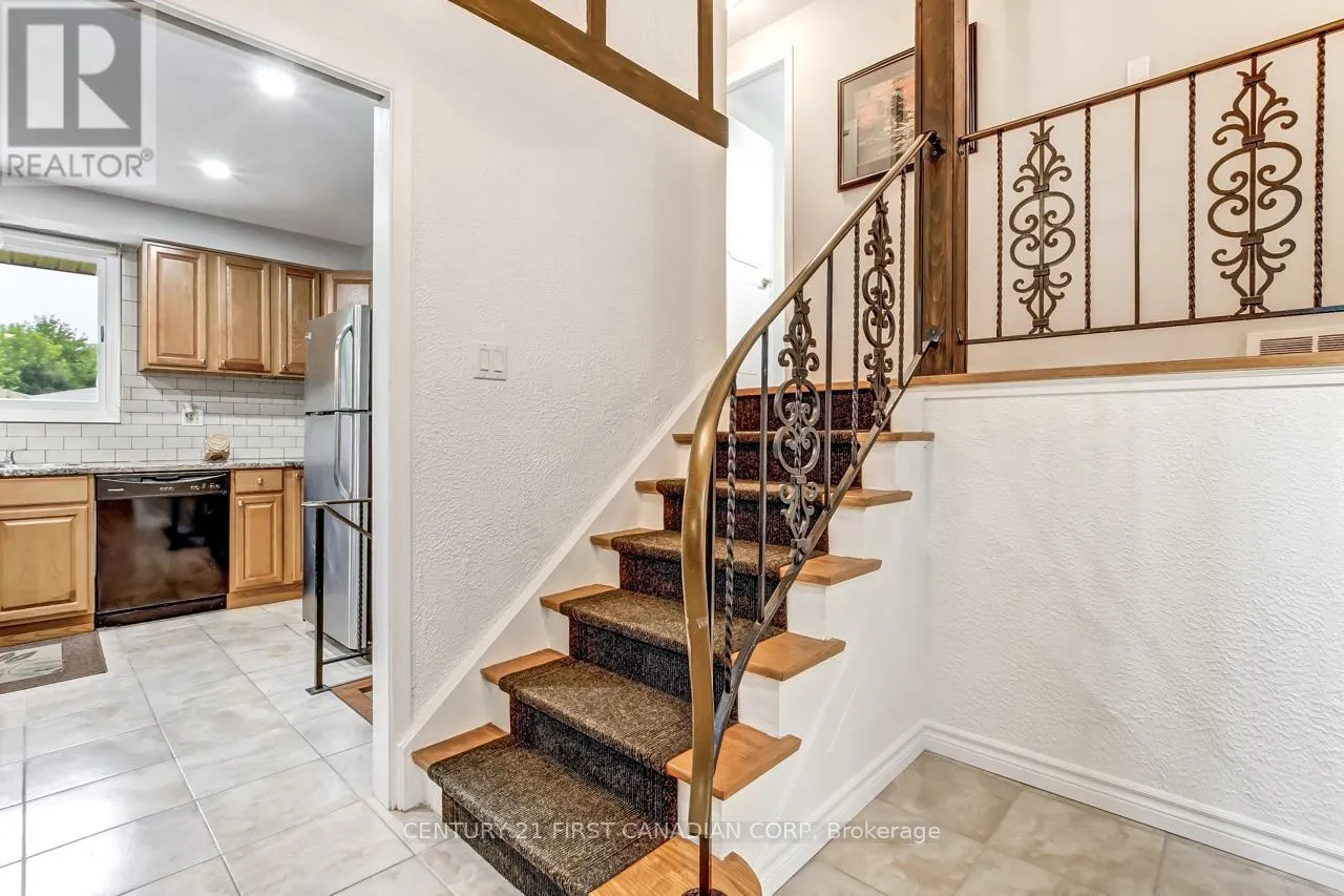 440 CASTLEGROVE BOULEVARD