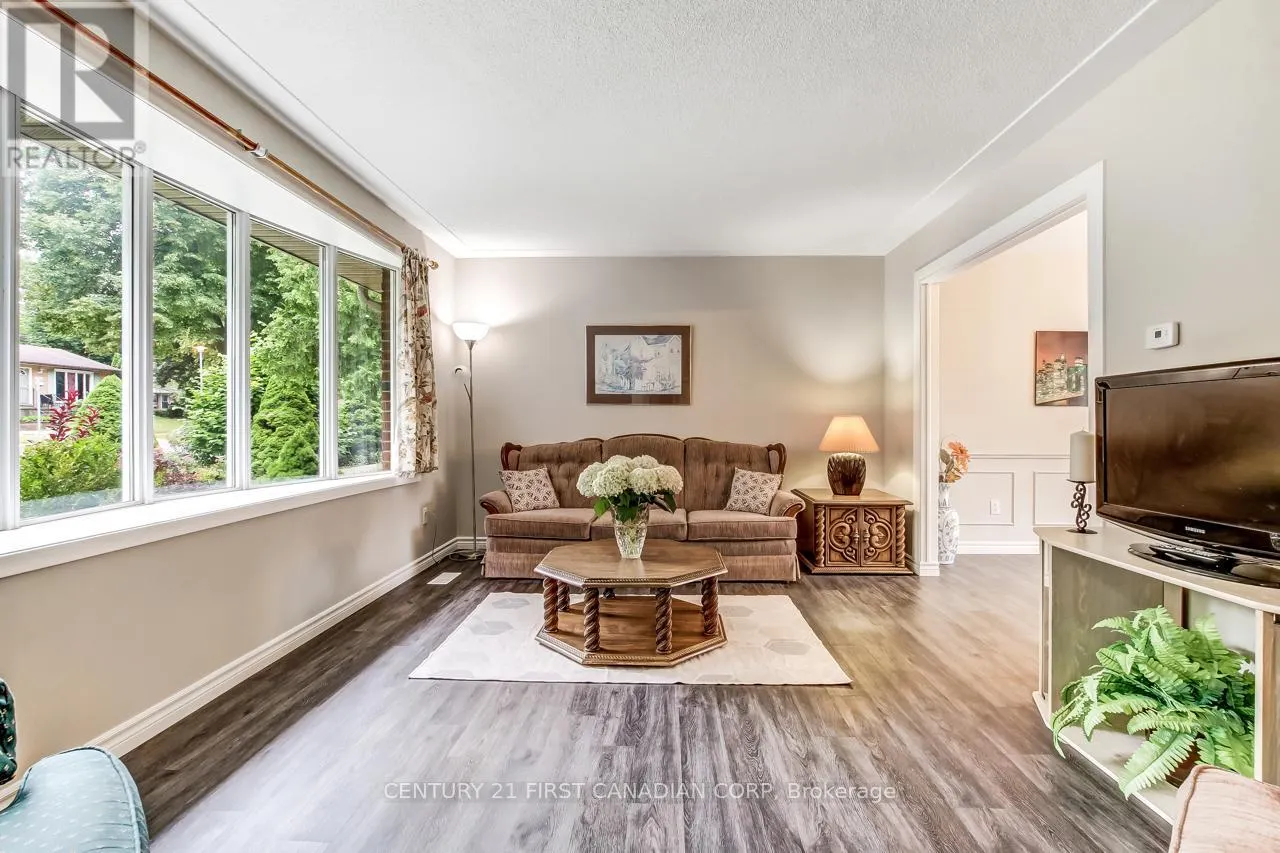 440 CASTLEGROVE BOULEVARD