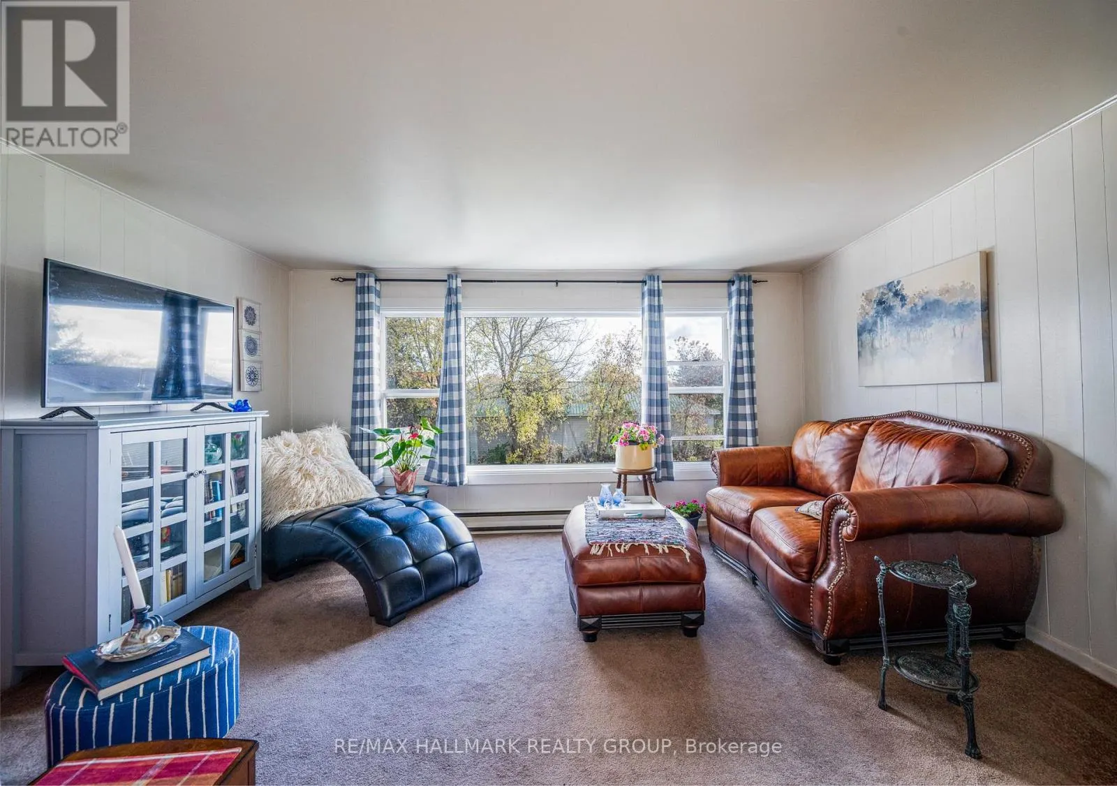 6763 RIDEAU VALLEY DRIVE S