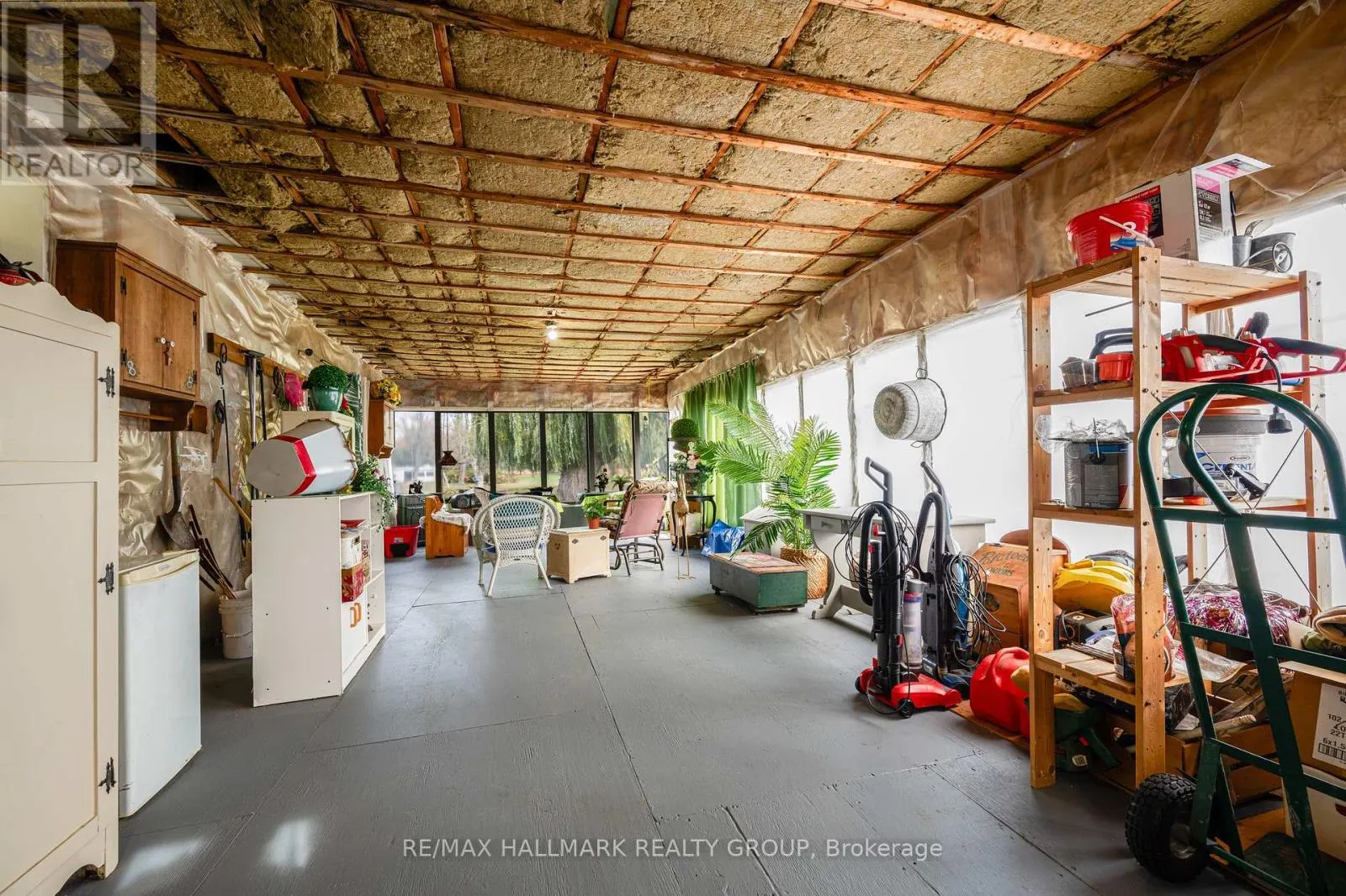 6763 RIDEAU VALLEY DRIVE S