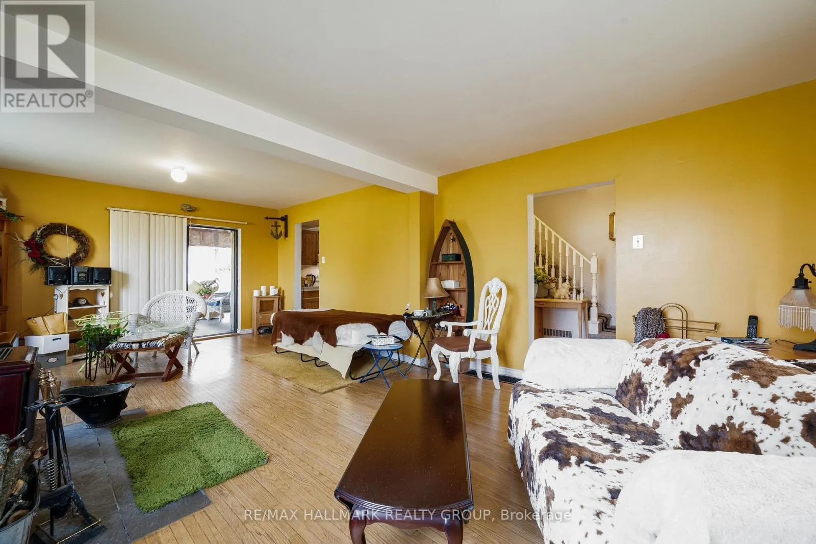 6763 RIDEAU VALLEY DRIVE S