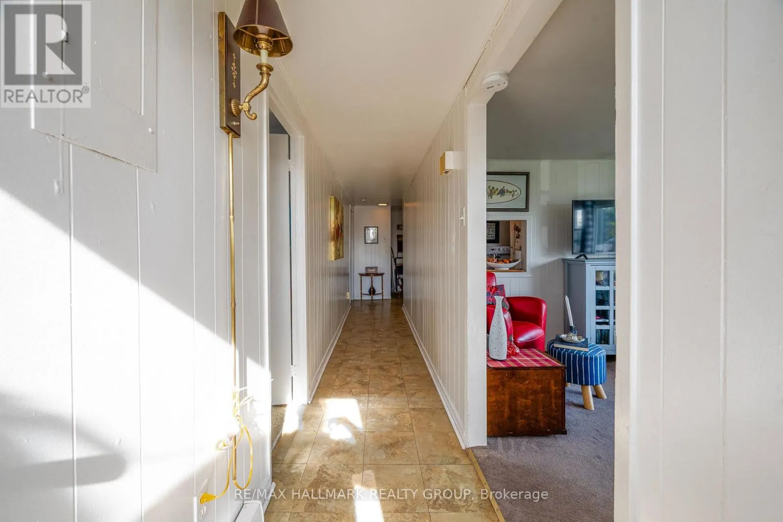 6763 RIDEAU VALLEY DRIVE S