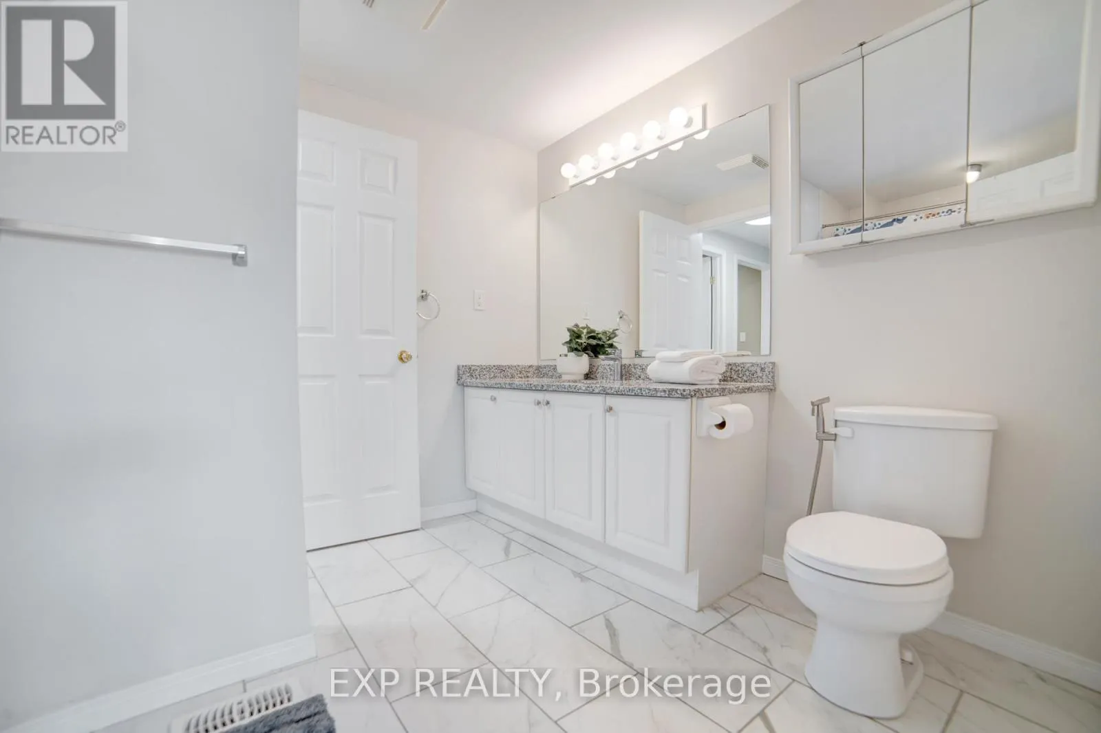 26 - 30 BRYAN COURT W