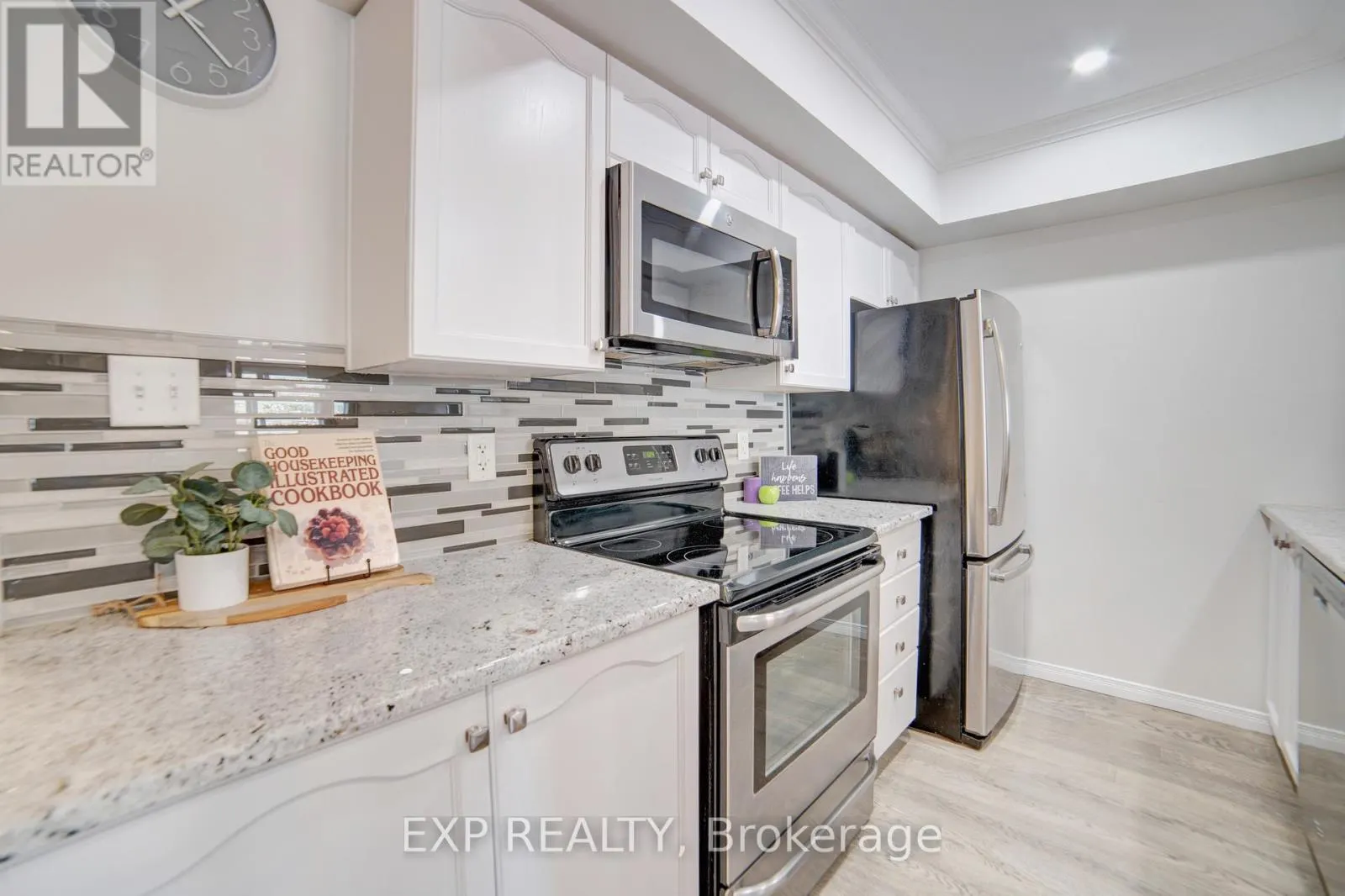 26 - 30 BRYAN COURT W