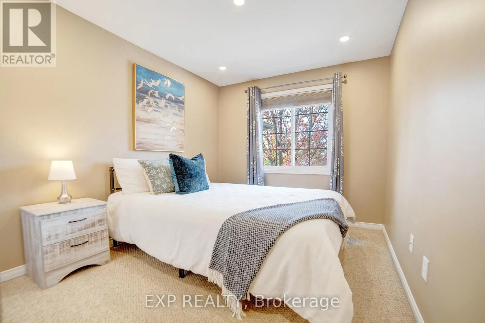 26 - 30 BRYAN COURT W