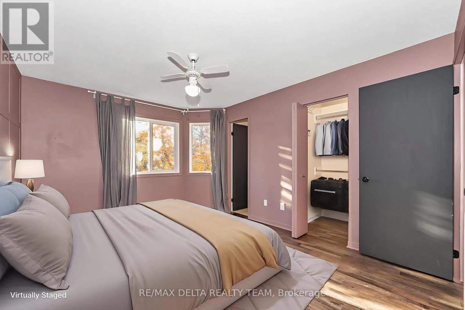 1423 CARAVEL CRESCENT