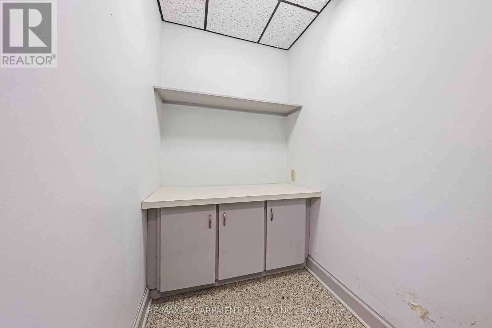 120 CATHARINE STREET S