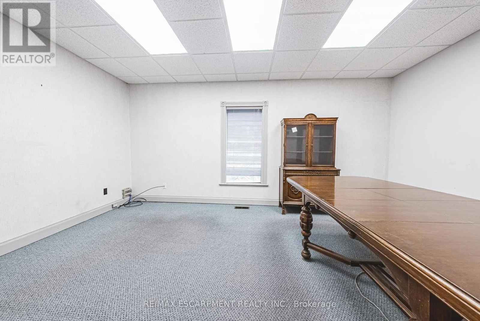 120 CATHARINE STREET S