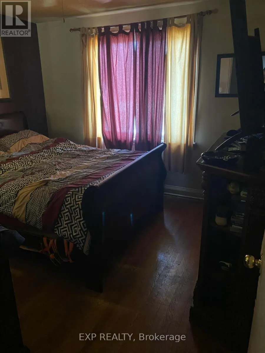 501 MCCONNELL AVENUE