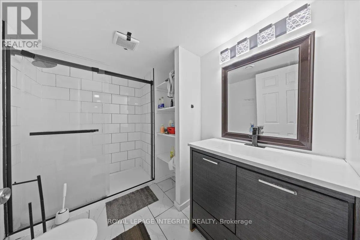 279 SOMERSET STREET E