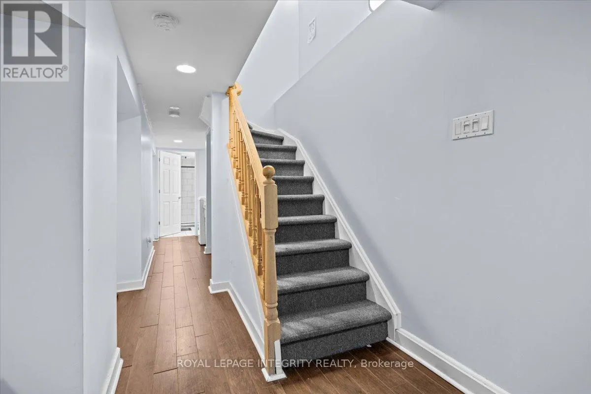 279 SOMERSET STREET E