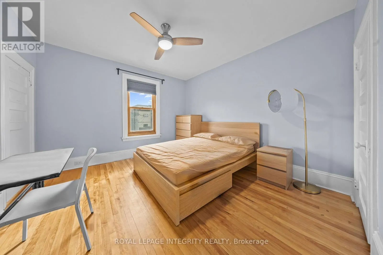 279 SOMERSET STREET E