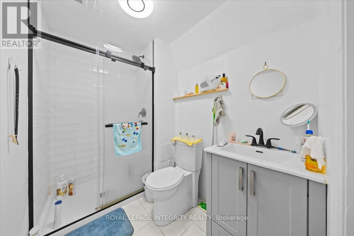 279 SOMERSET STREET E