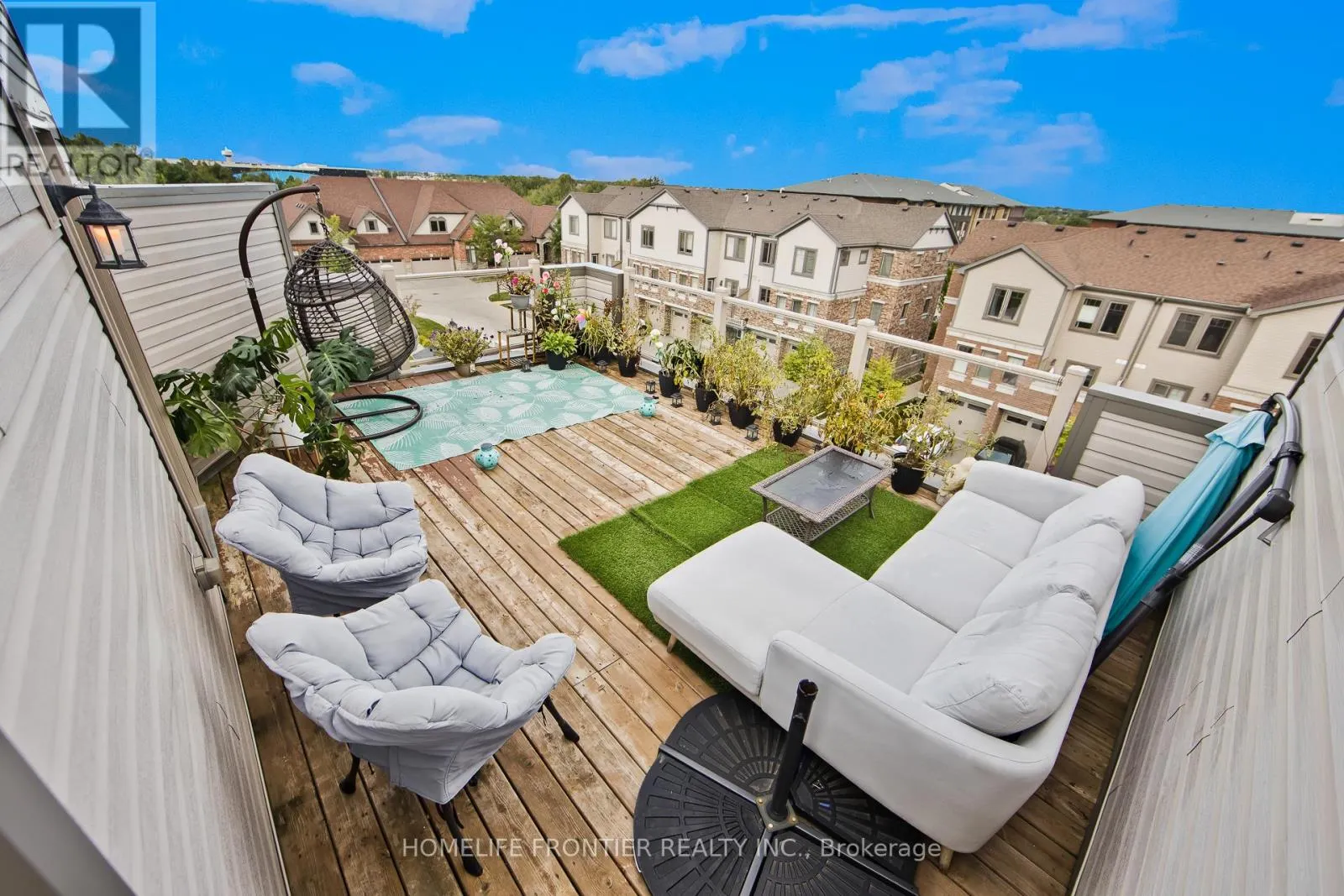 32 - 39 KAY CRESCENT