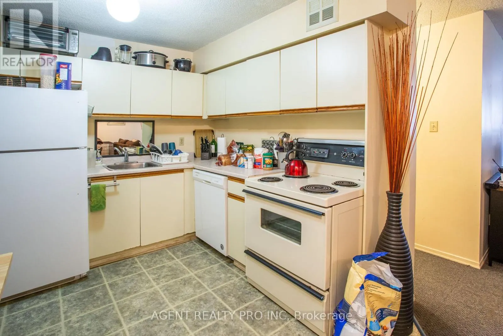 117 - 5 JACKSWAY CRESCENT, #117