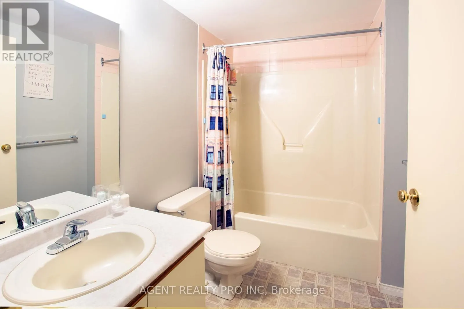 117 - 5 JACKSWAY CRESCENT, #117