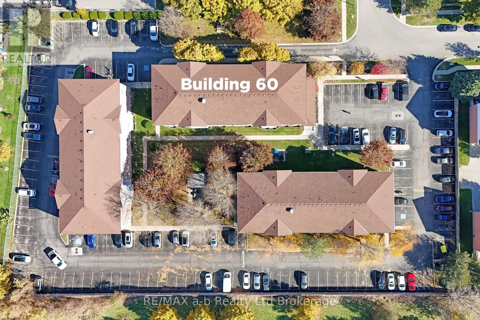 47 - 60 HIAWATHA ROAD, #47