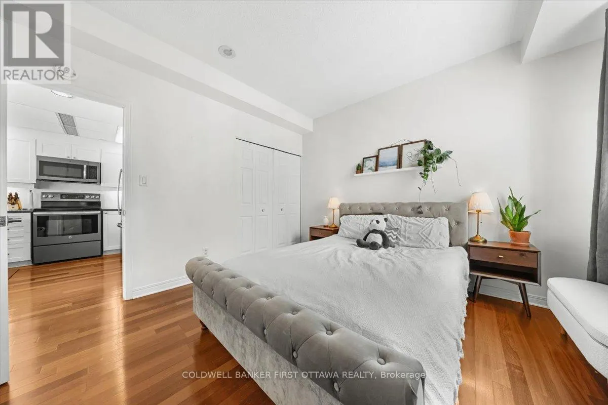 1108 - 134 YORK STREET