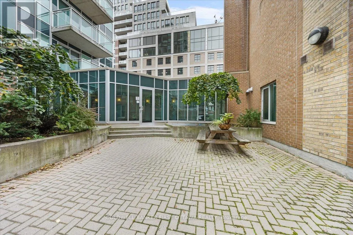 1108 - 134 YORK STREET