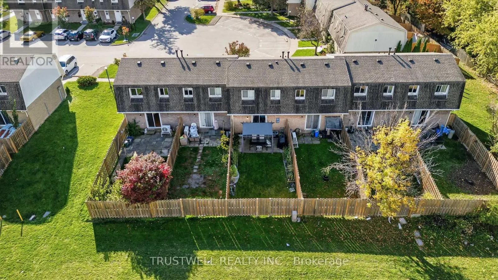 26 - 131 ROCKWOOD AVENUE