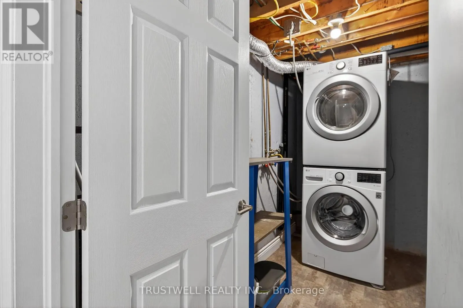 26 - 131 ROCKWOOD AVENUE