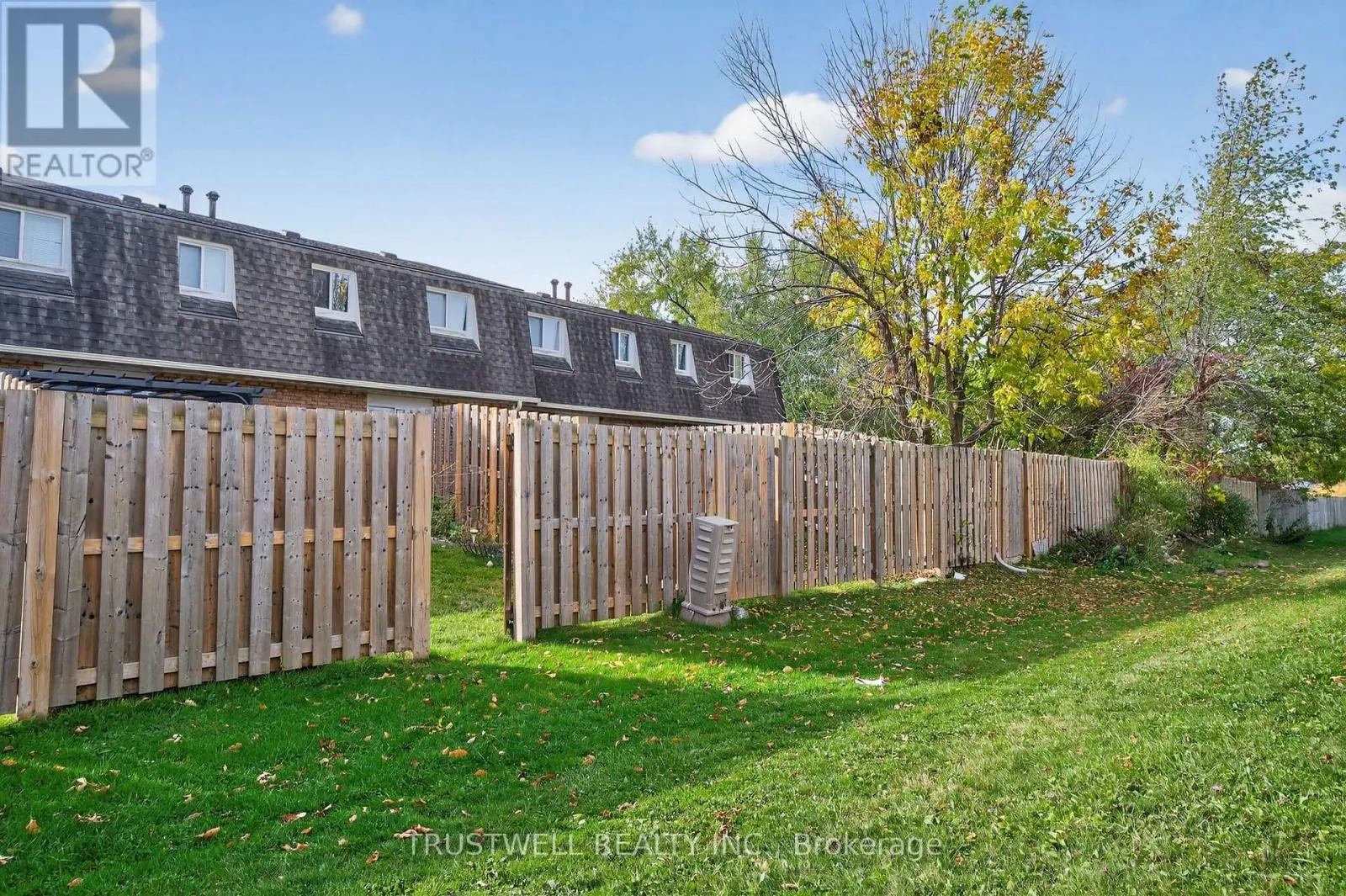 26 - 131 ROCKWOOD AVENUE