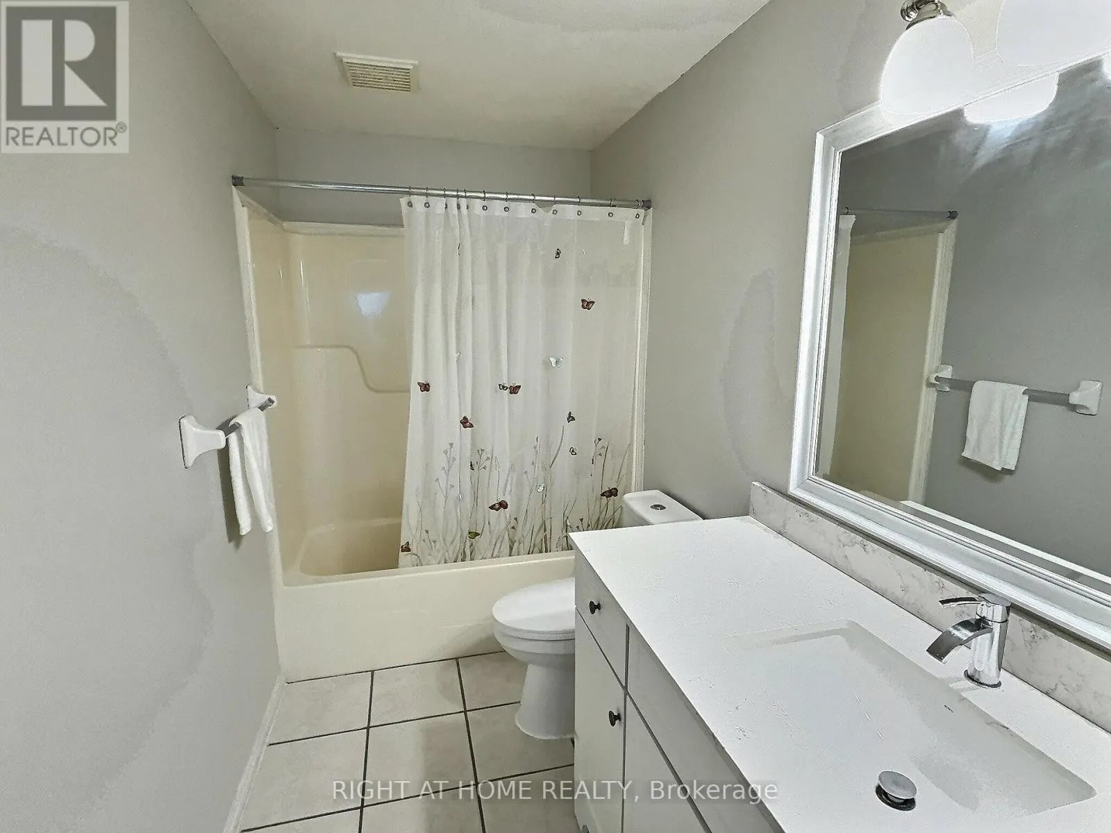 385 HAVENDALE CRESCENT