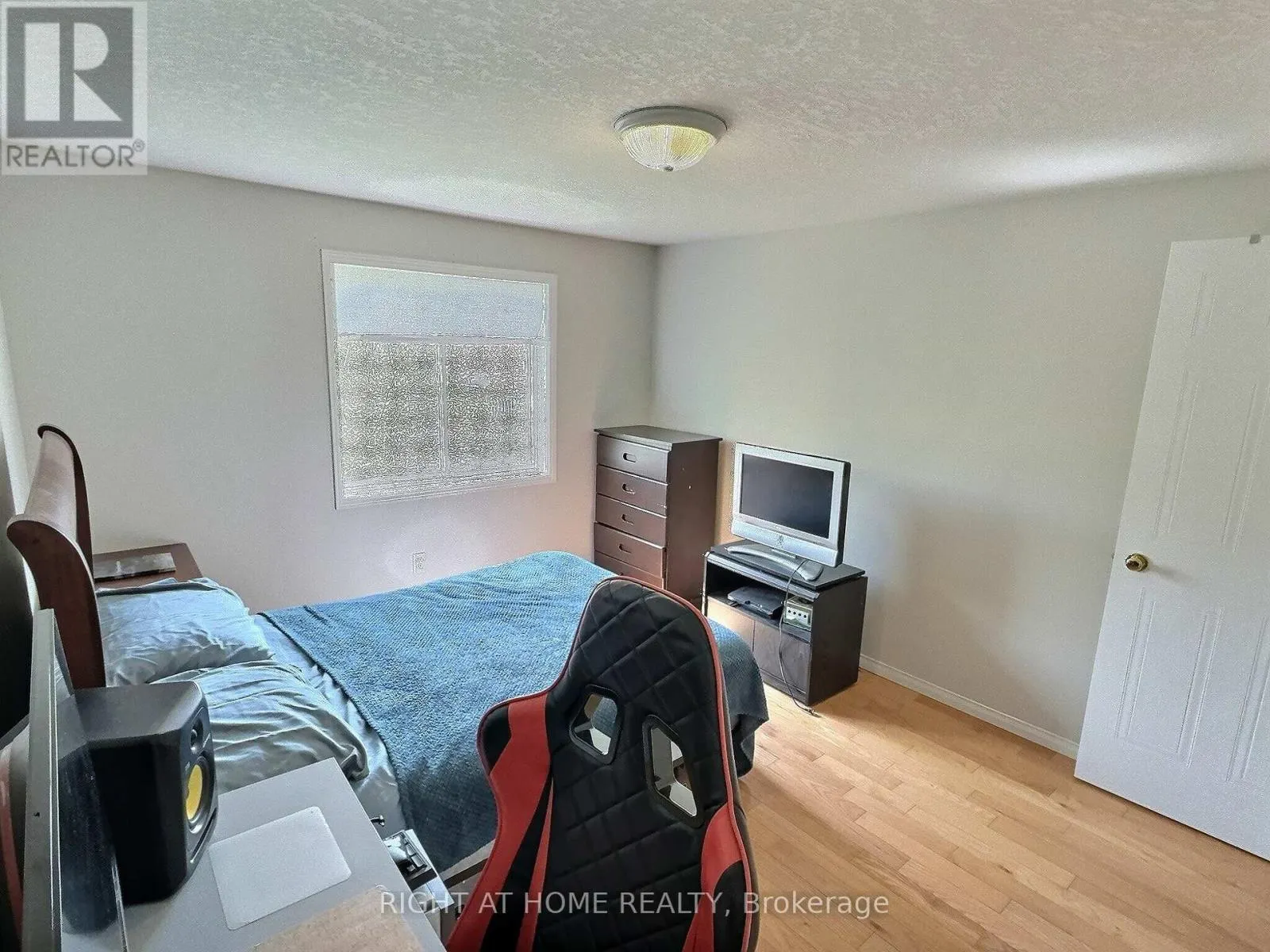 385 HAVENDALE CRESCENT