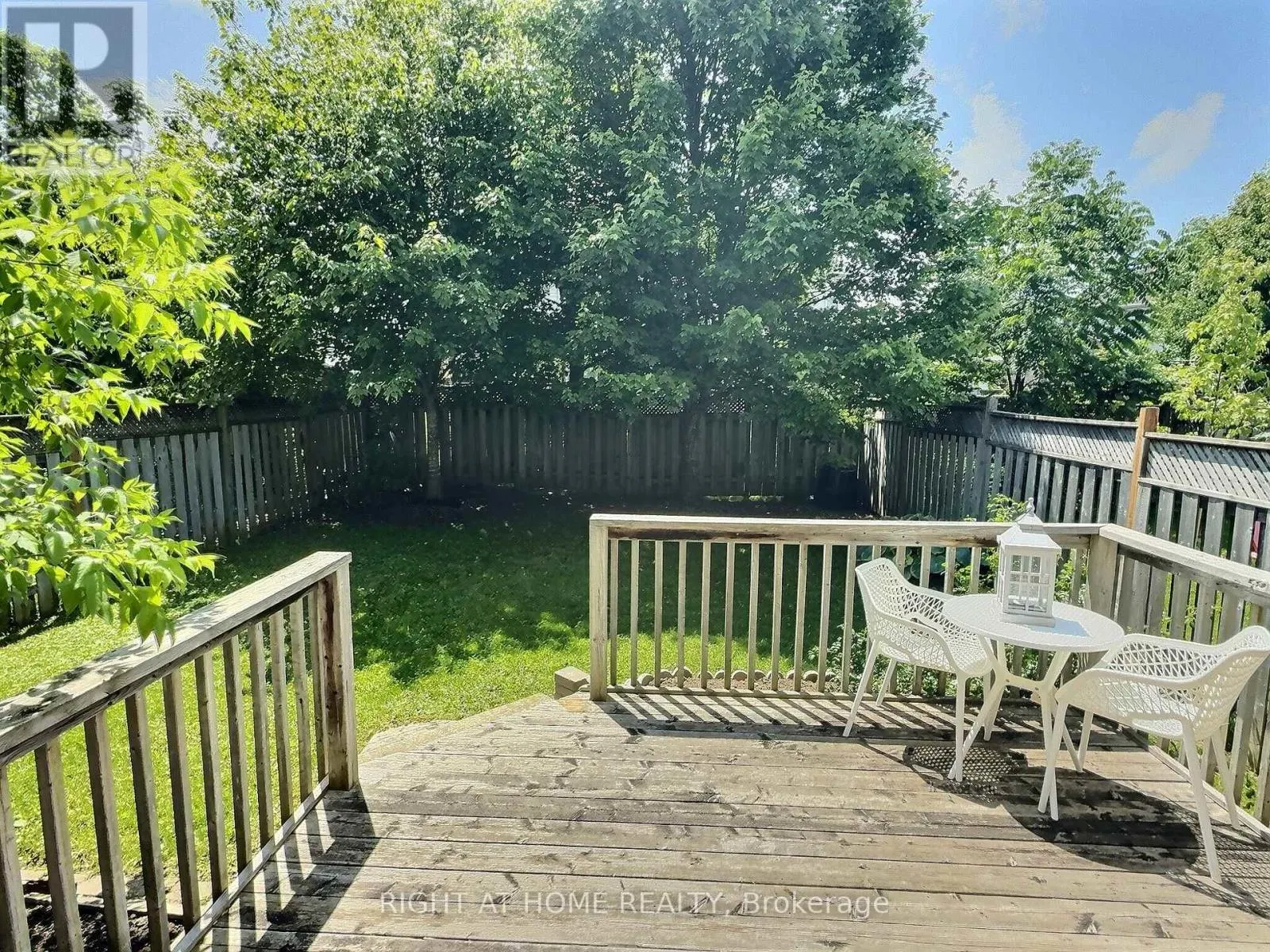 385 HAVENDALE CRESCENT