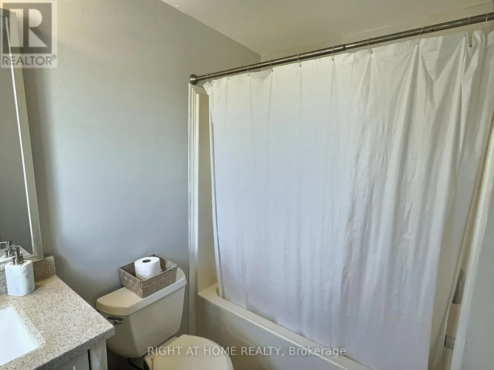 385 HAVENDALE CRESCENT