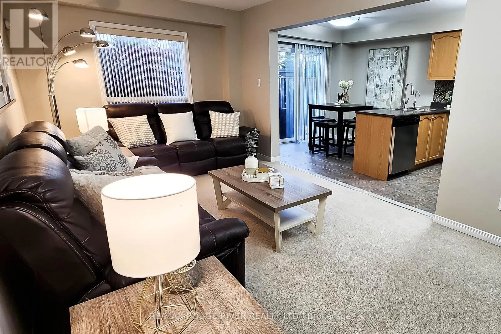 74 MEADOW WOOD CRESCENT