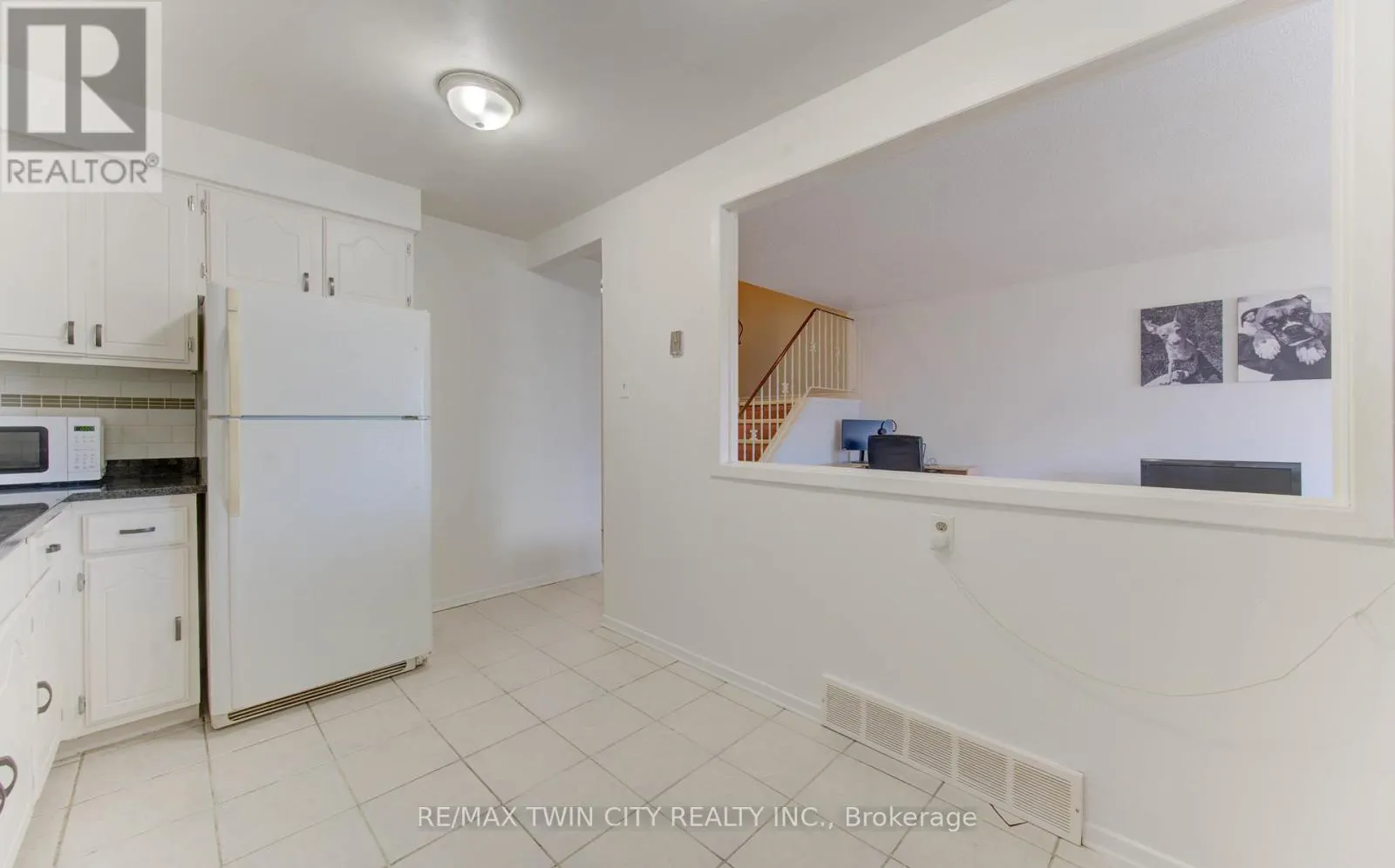 47 - 14 WILLIAMSBURG ROAD