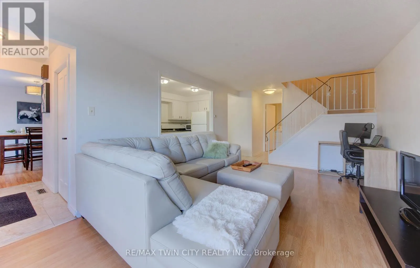 47 - 14 WILLIAMSBURG ROAD