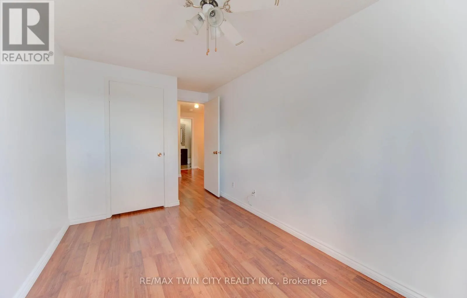 47 - 14 WILLIAMSBURG ROAD