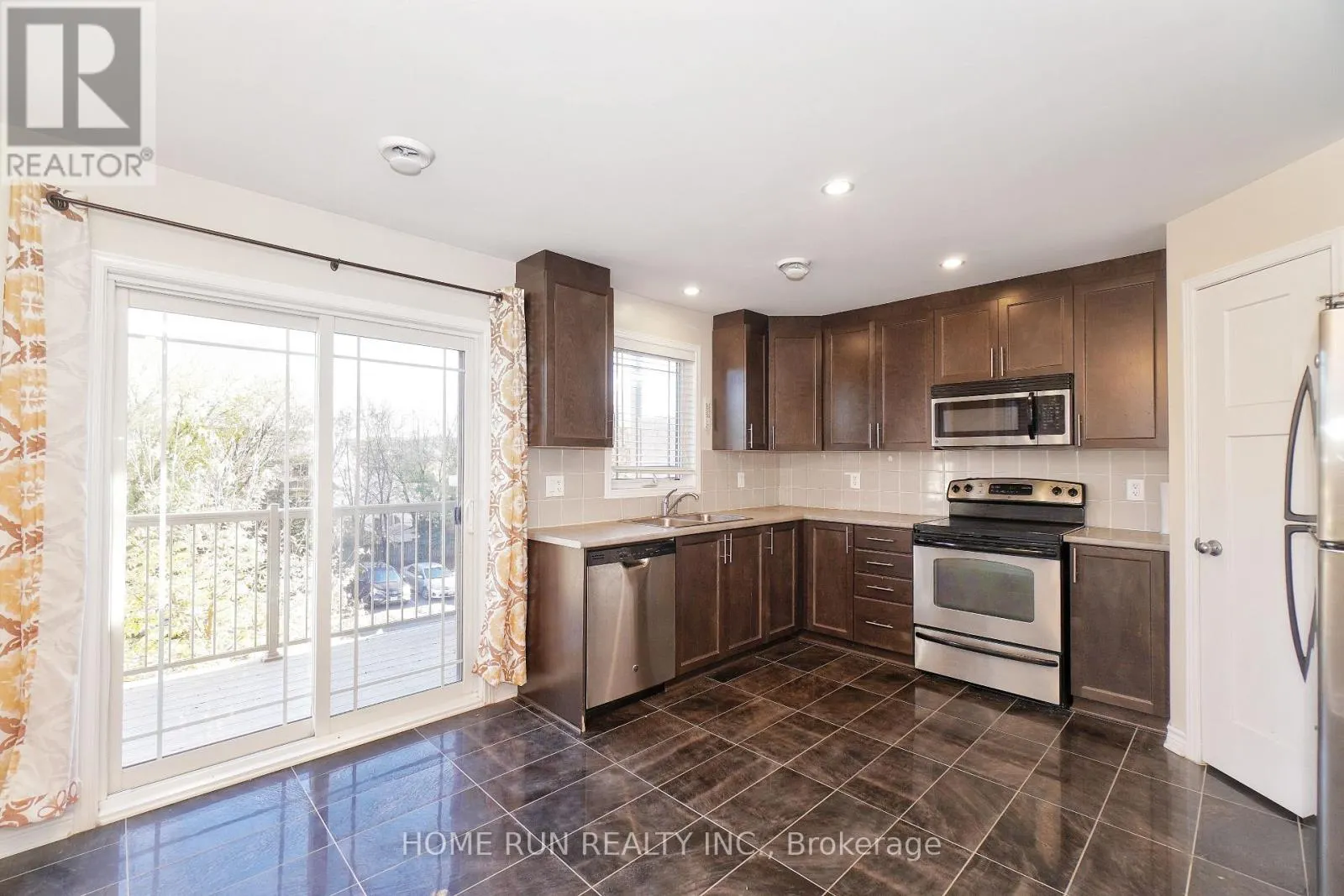 462 LEBOUTILLIER AVENUE