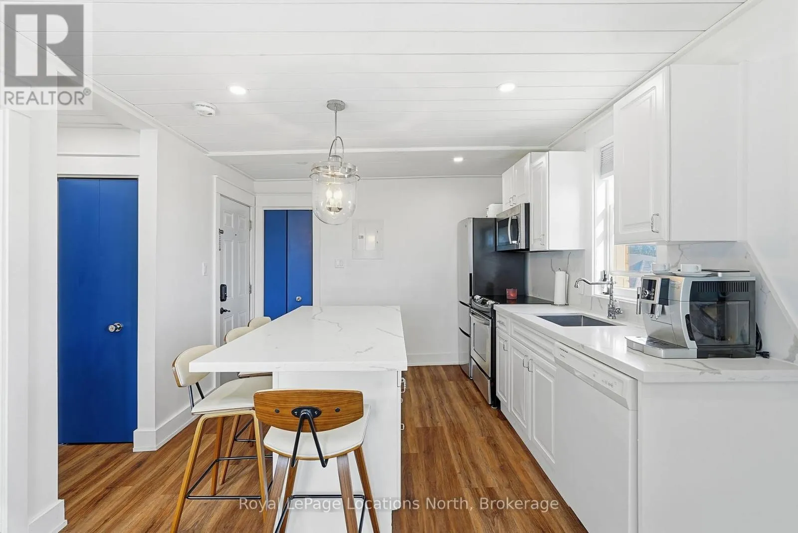 303 - 110 SYKES STREET N, #303