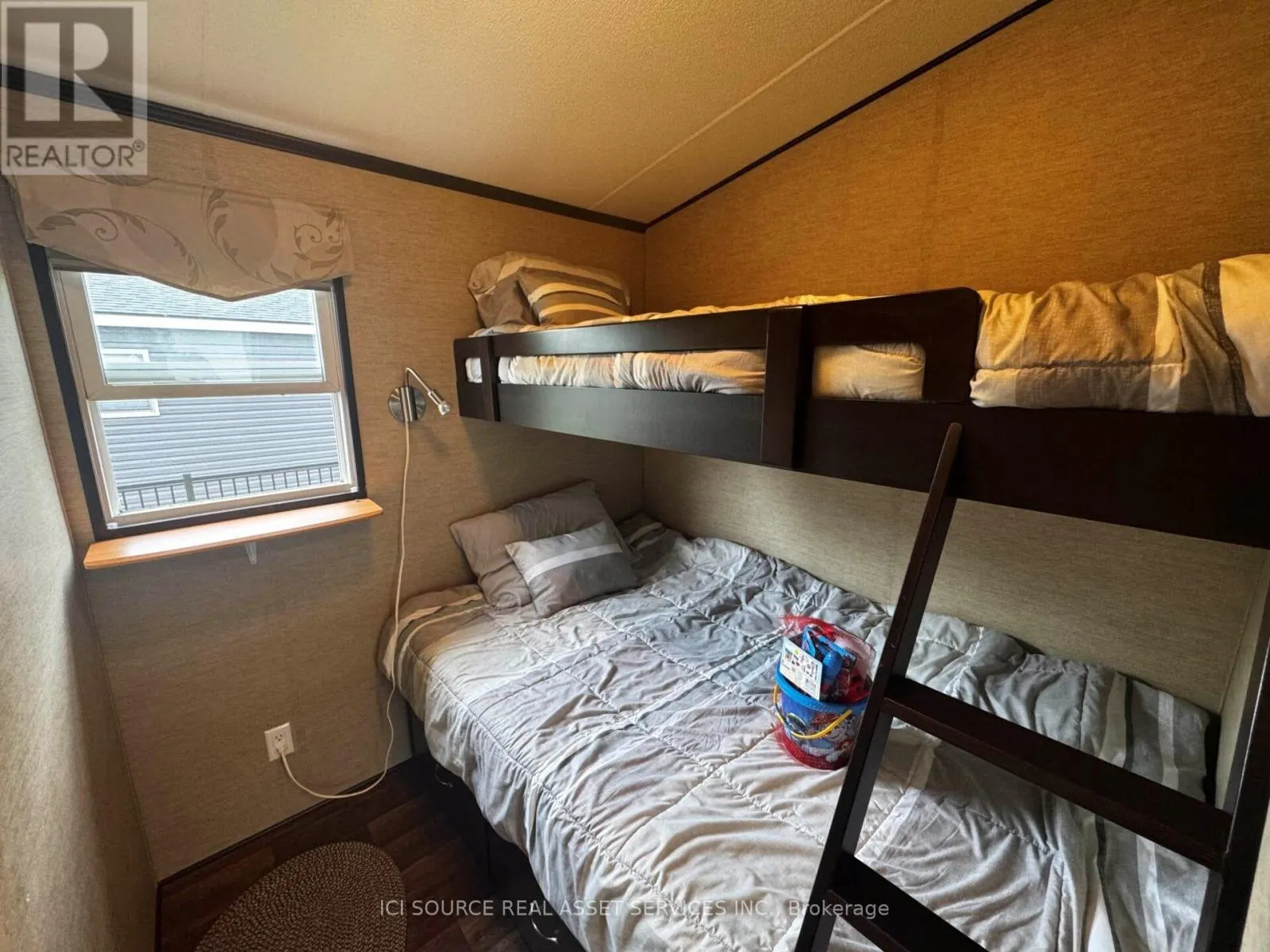 LBA015 - 1235 VILLIERS LINE