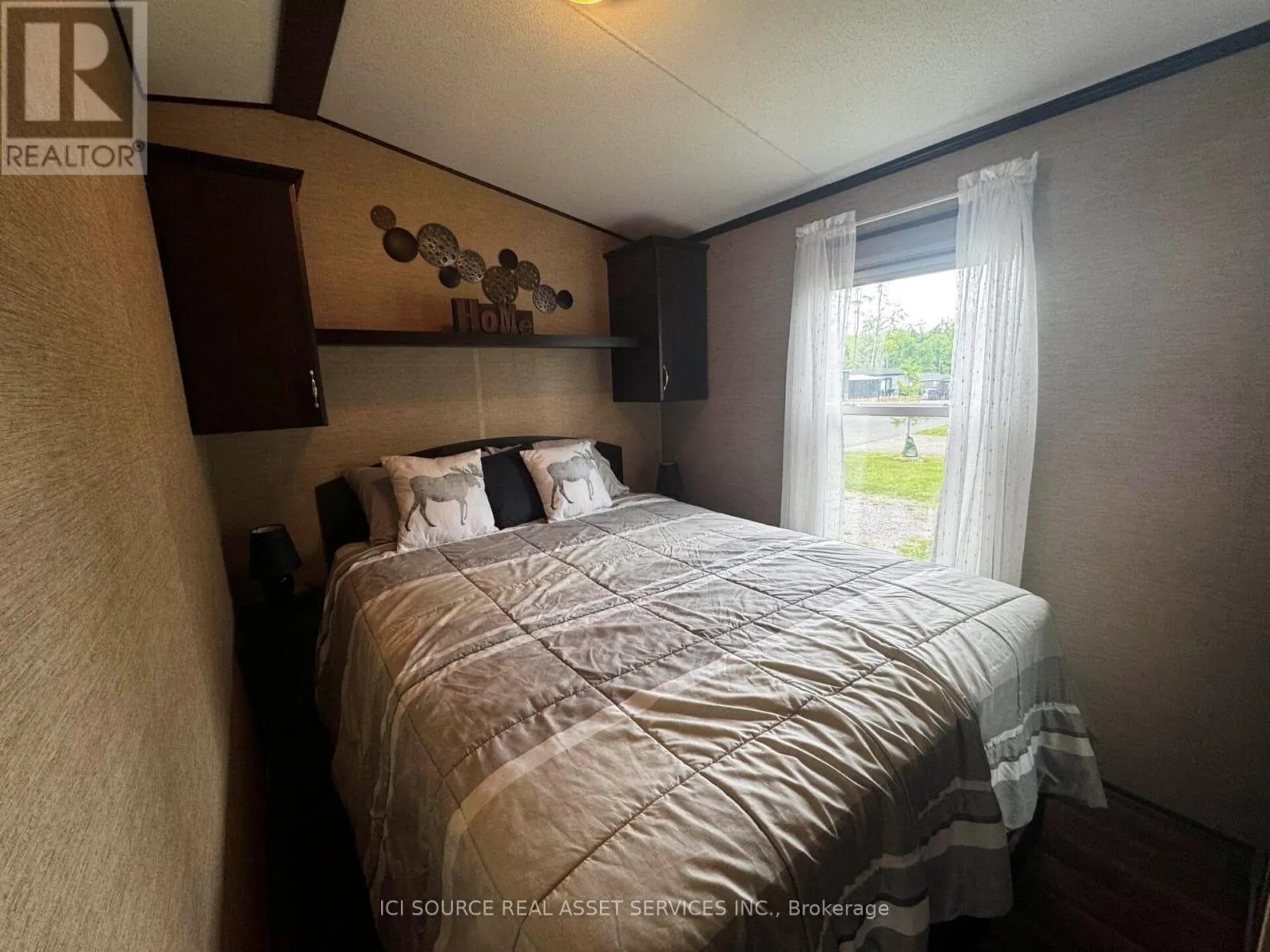 LBA015 - 1235 VILLIERS LINE