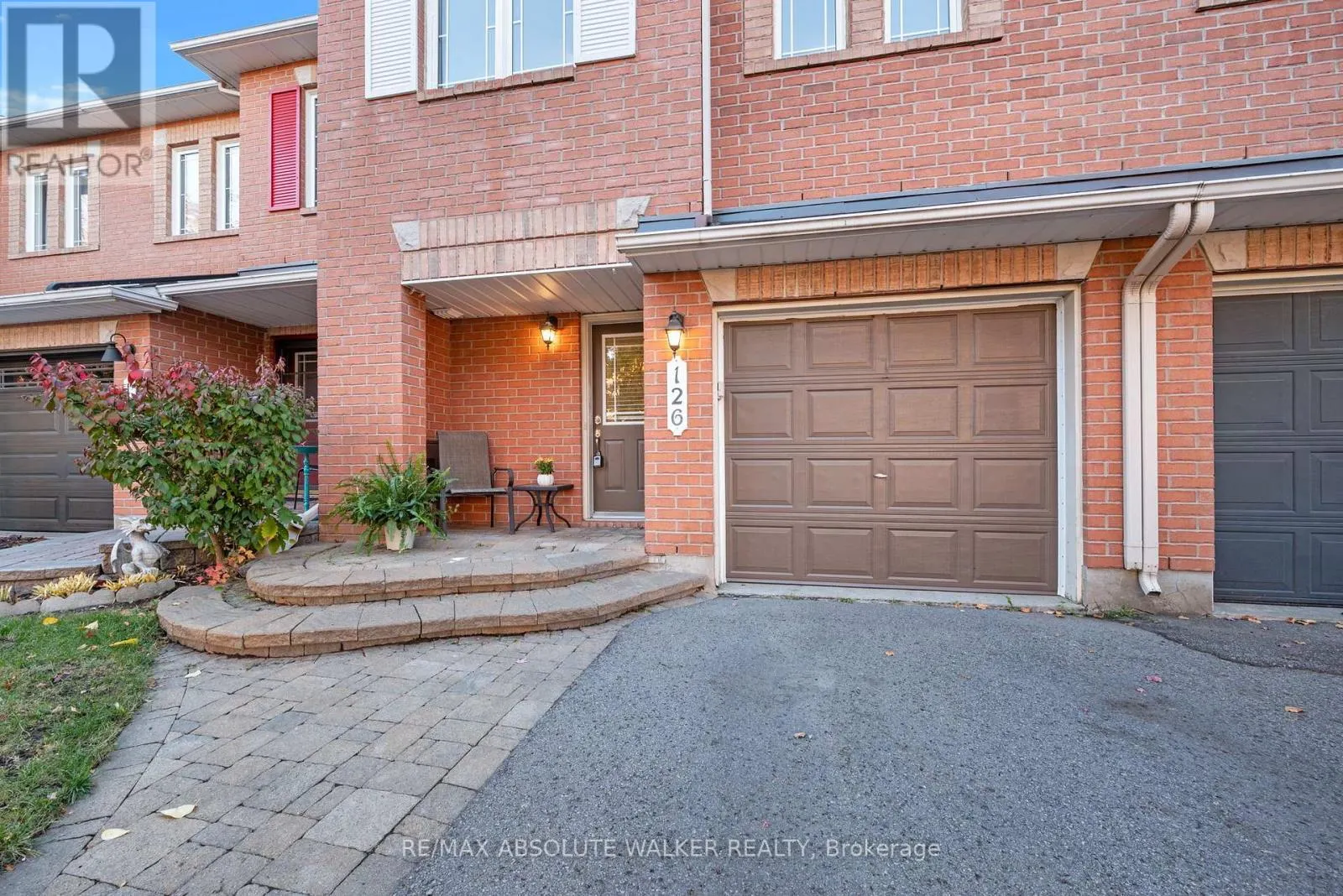 126 FORESTCREST STREET