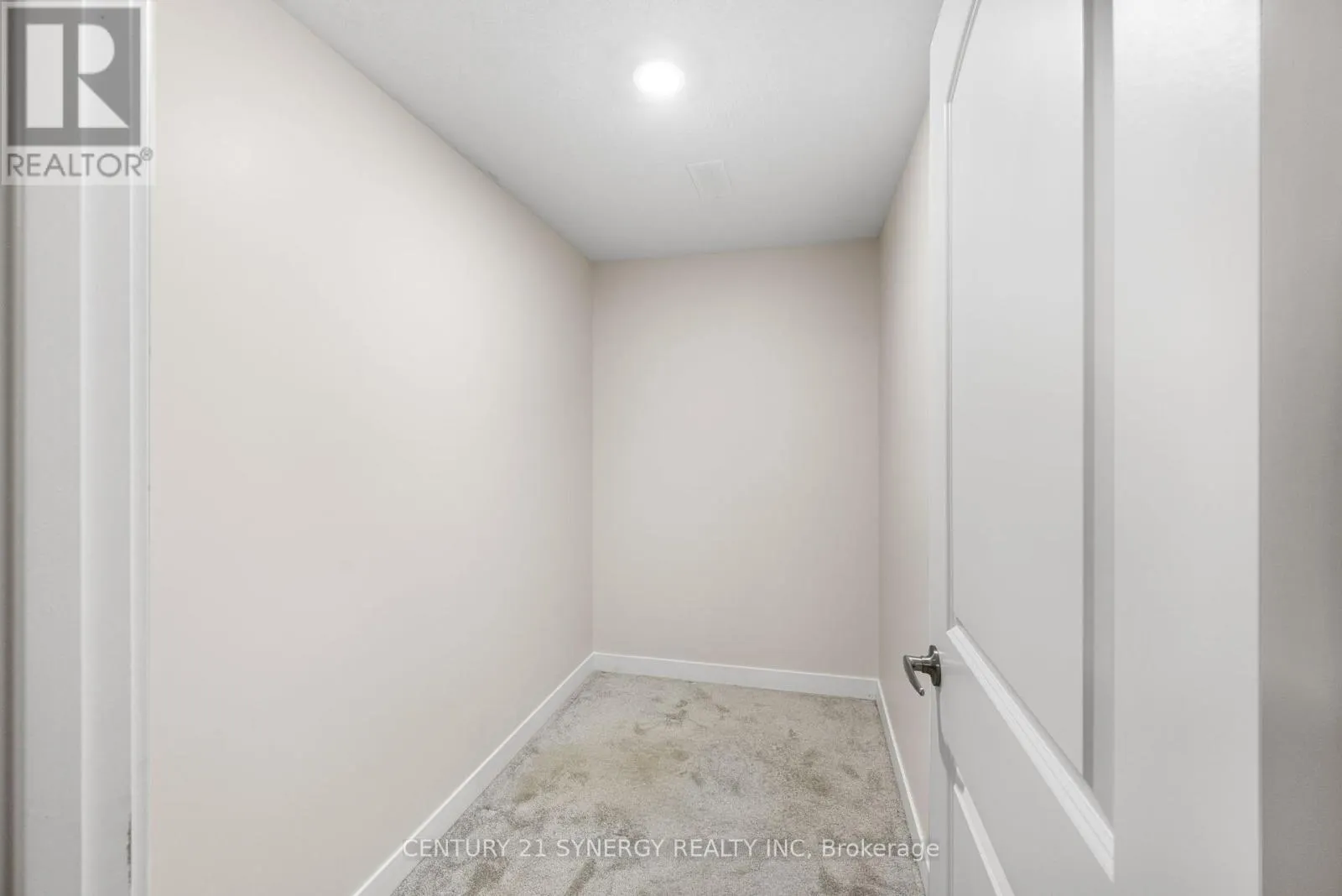 617 CHILLERTON DRIVE